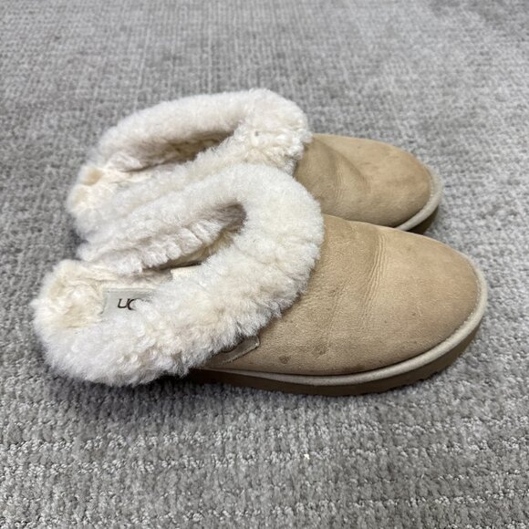 Ugg Slippers Tan Women’s Size 9 - Picture 1 of 10